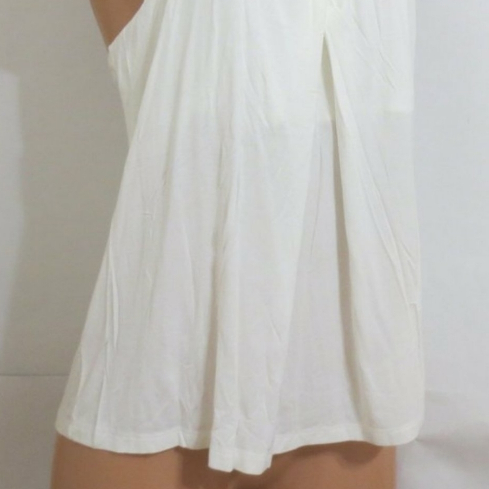 🆕️Naked Zebra Racerback Top - Picture 4 of 7